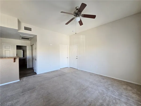 $1,535 | 9303 Gilcrease Avenue, Unit 2211, Las Vegas, NV 89149