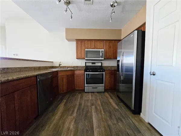 $1,535 | 9303 Gilcrease Avenue, Unit 2211, Las Vegas, NV 89149