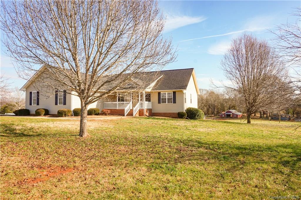 586 Patterson Farm Road Mooresville, NC 28115 - Photo 1 of 35 Gallery Image 1