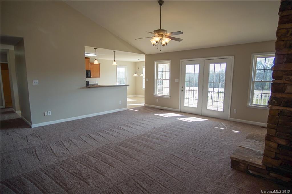 586 Patterson Farm Road Mooresville, NC 28115 - Photo 8 of 35 Gallery Image 8