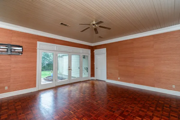 $319,900 | 606 22nd Street, Beaumont, TX 77706