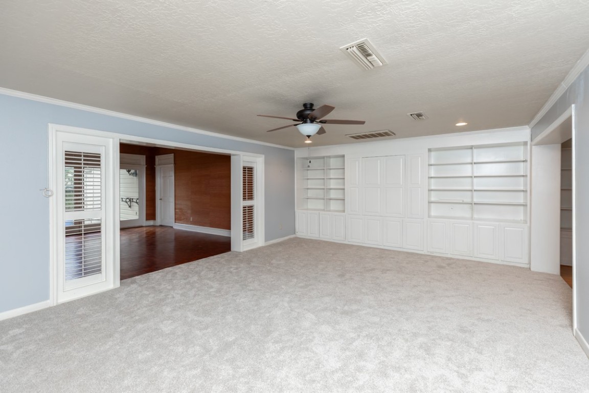 606 22nd Street Beaumont, TX 77706 - Photo 10 of 40