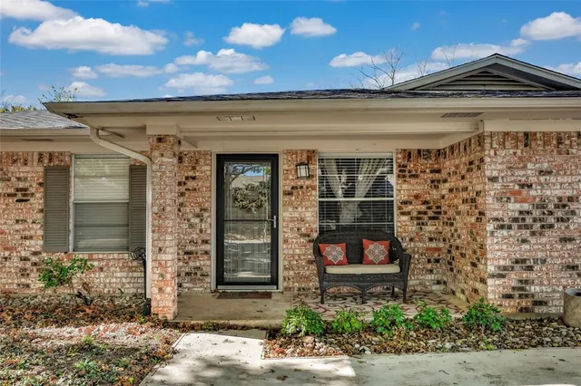 $1,999 | 1203 Aspen Road, Gainesville, TX 76240