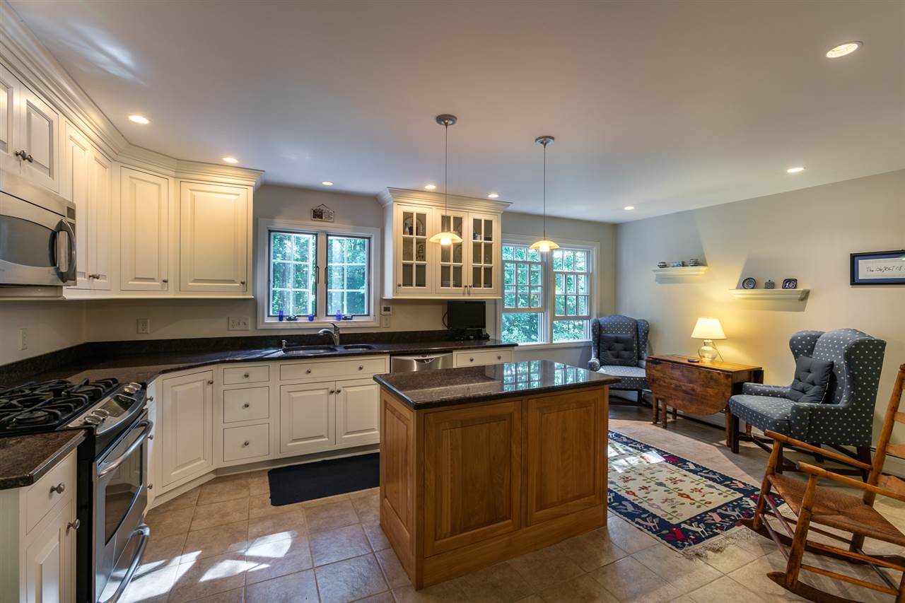 43 Watchtower Road Hopkinton, NH 03229 - Photo 4 of 30