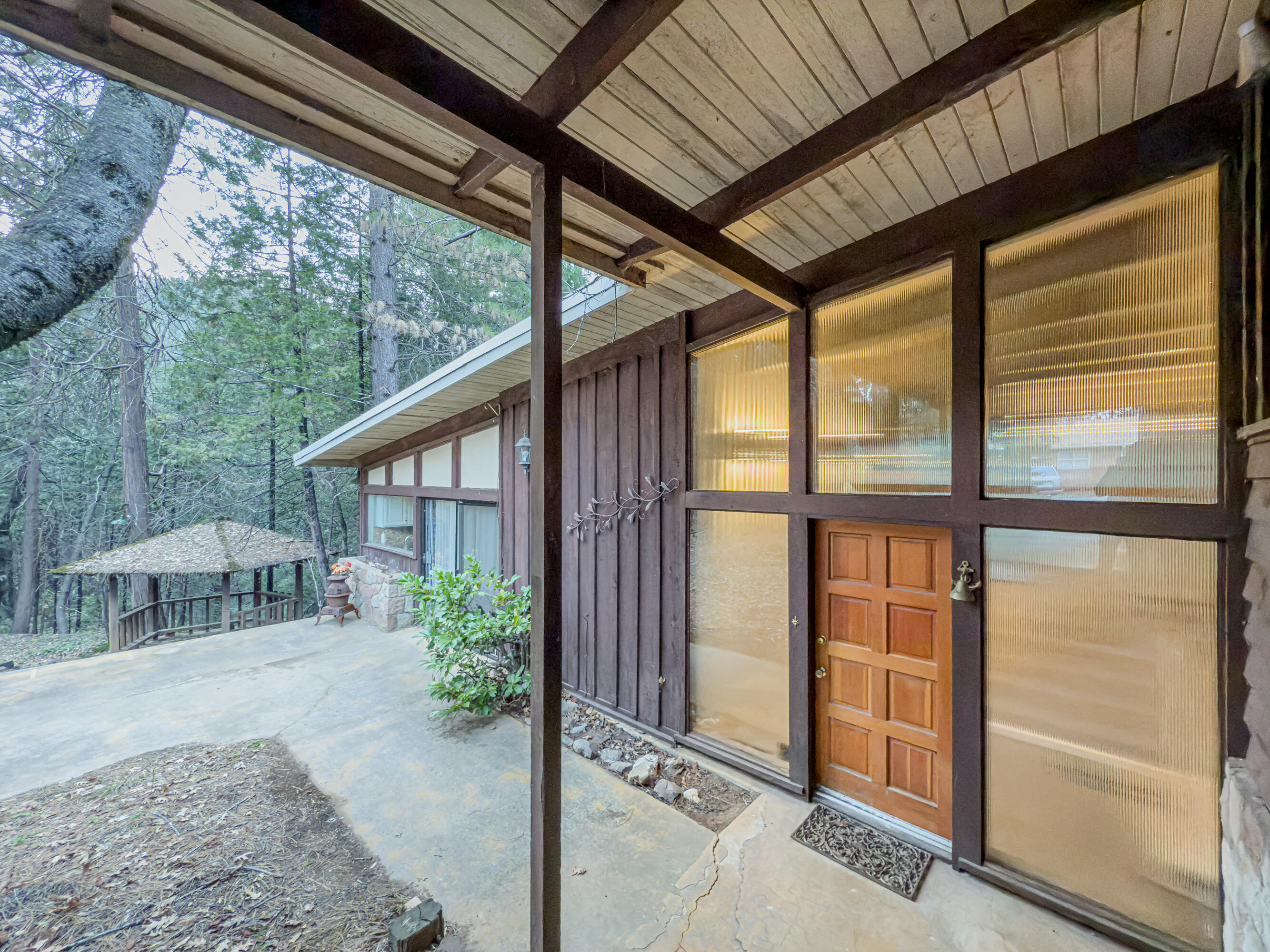 4245 Patricia Way Dunsmuir, CA 96025 - Photo 33 of 53 front door-2