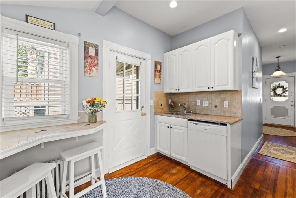 24 Oak Tree Road Dedham, MA 02026 - Photo 14 of 46 Gallery Image 14