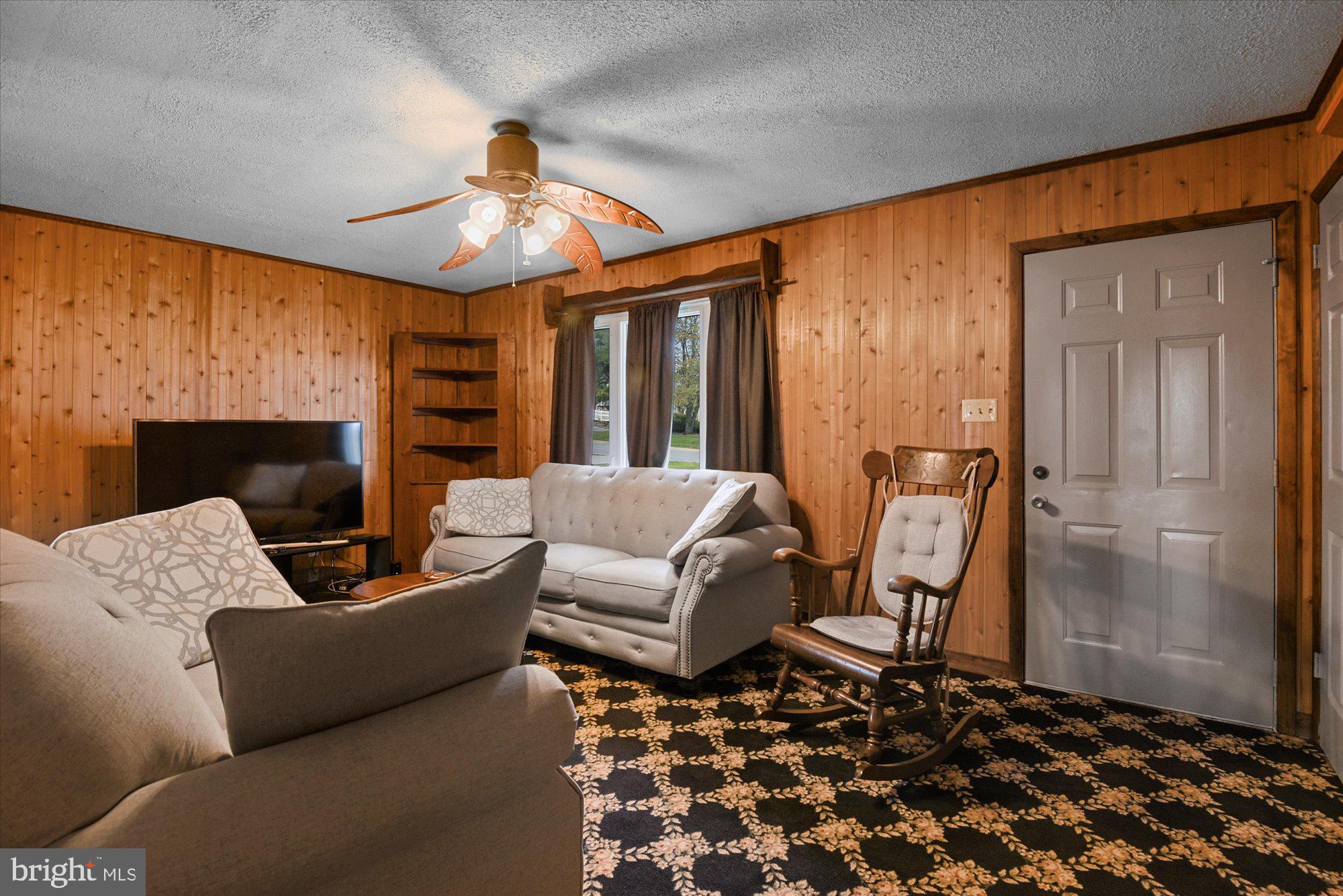 3449 Augusta Road Manchester, MD 21102 - Photo 4 of 26 Gallery Image 4