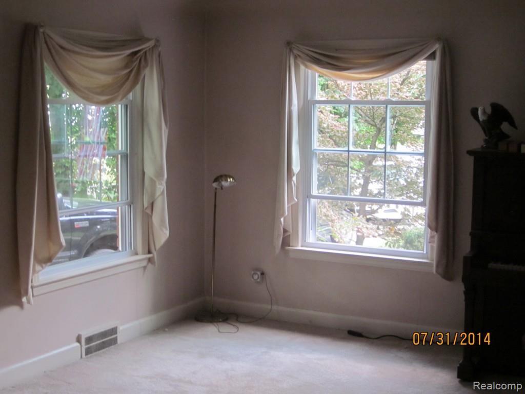 14401 Inkster Road Livonia, MI 48154 - Photo 21 of 53 New LR windows.jpg