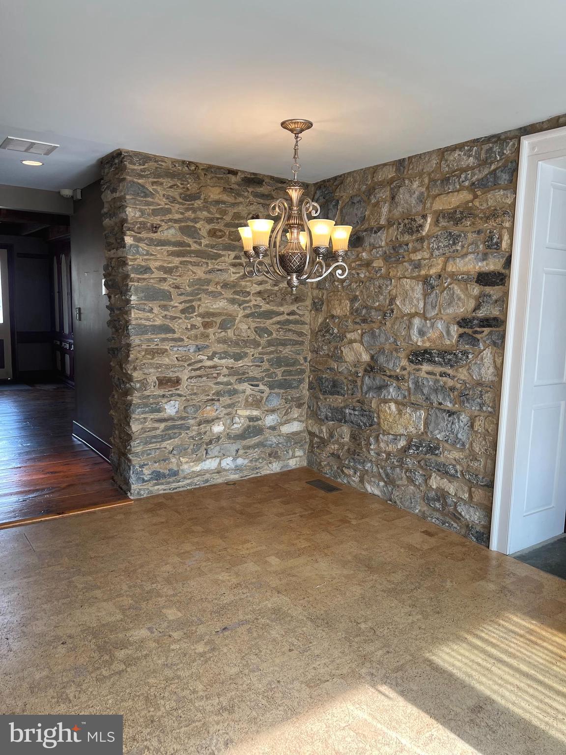 385 Albright Road Kutztown, PA 19530 - Photo 23 of 40 Breakfast Area