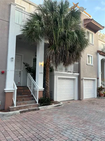 $579,900 | 1658 Hayes Street, Hollywood, FL 33020