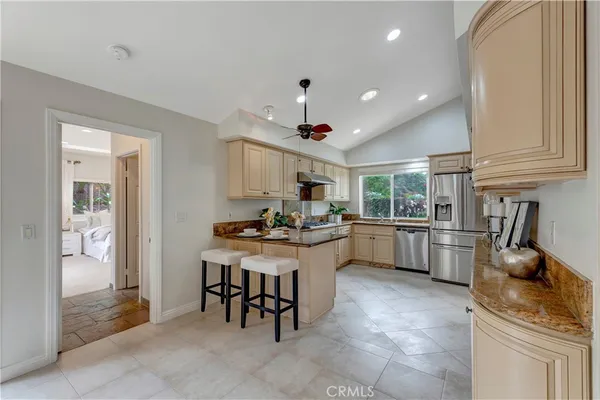 $3,200,000 | 18862 Via Palatino, Irvine, CA 92603