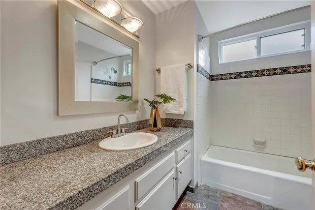 $3,200,000 | 18862 Via Palatino, Irvine, CA 92603