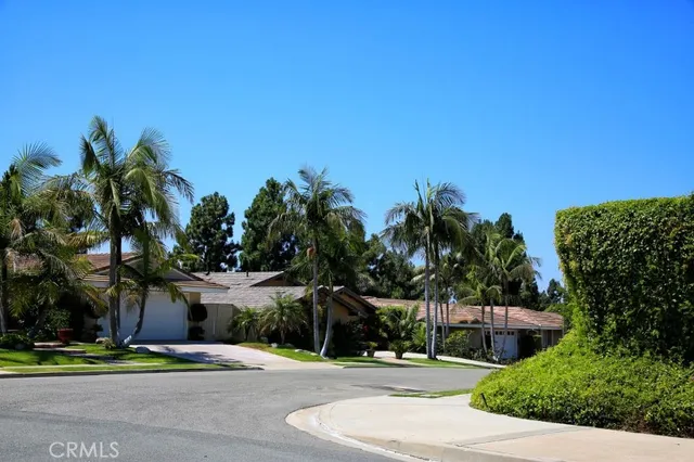 $3,200,000 | 18862 Via Palatino, Irvine, CA 92603