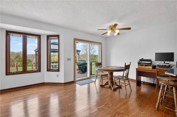 $500,000 | 1504 Hillcrest Court, Atchison, KS 66002