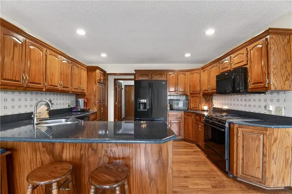 $500,000 | 1504 Hillcrest Court, Atchison, KS 66002