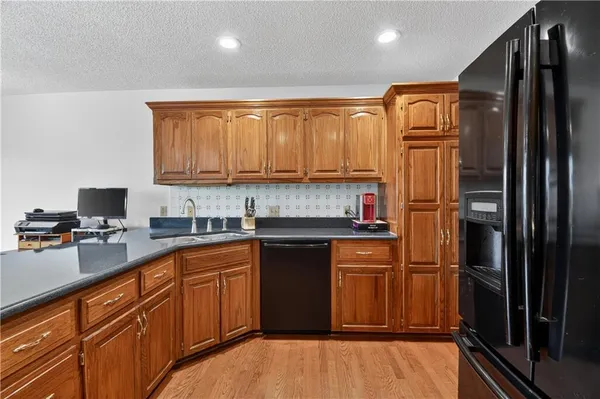 $500,000 | 1504 Hillcrest Court, Atchison, KS 66002