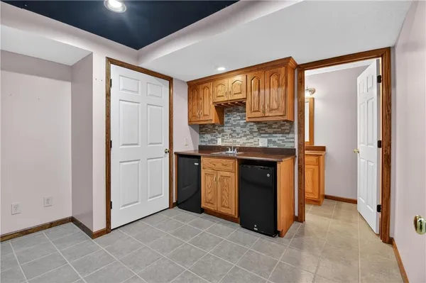 $500,000 | 1504 Hillcrest Court, Atchison, KS 66002