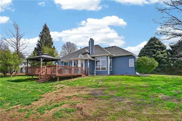$500,000 | 1504 Hillcrest Court, Atchison, KS 66002