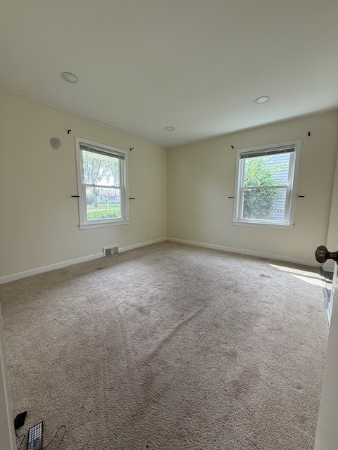 922 South Wolf Road Des Plaines, IL 60016 - Photo 7 of 14 Gallery Image 7
