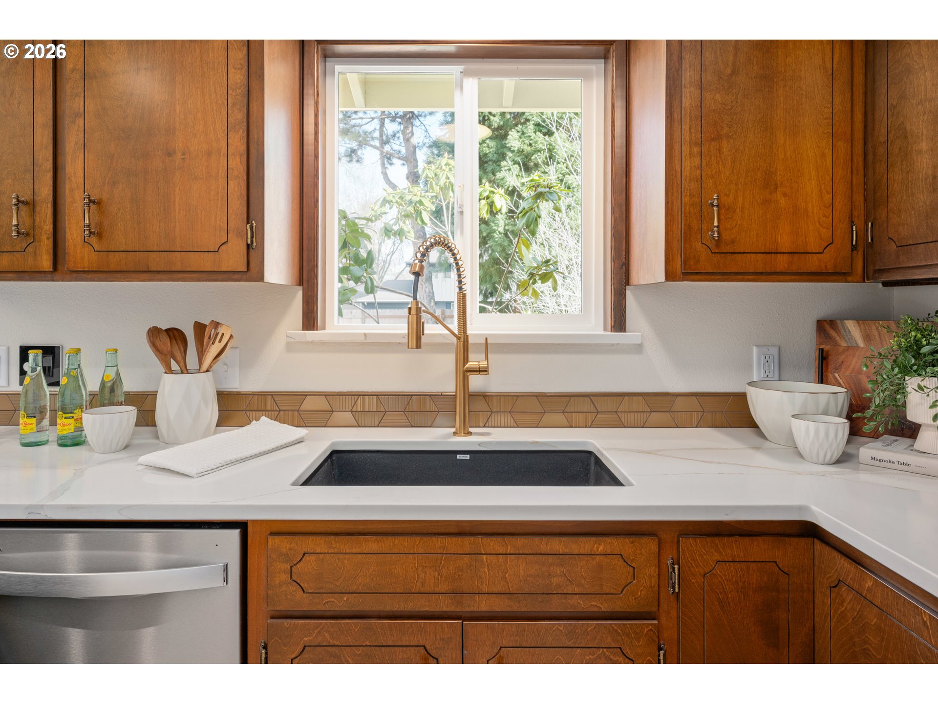 1153 Elizabeth Street Eugene, OR 97402 - Photo 18 of 48