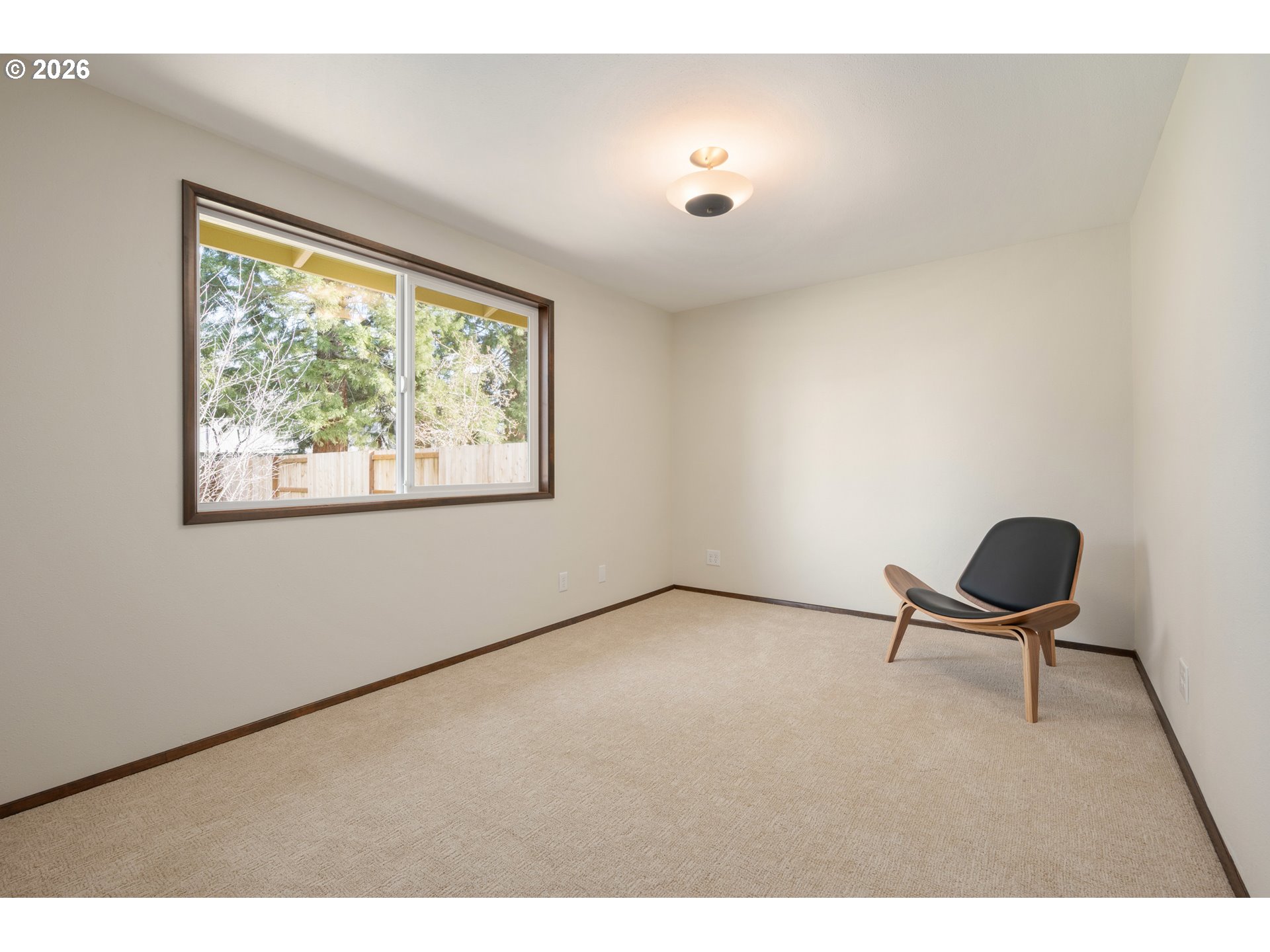 1153 Elizabeth Street Eugene, OR 97402 - Photo 23 of 48 Den/Office