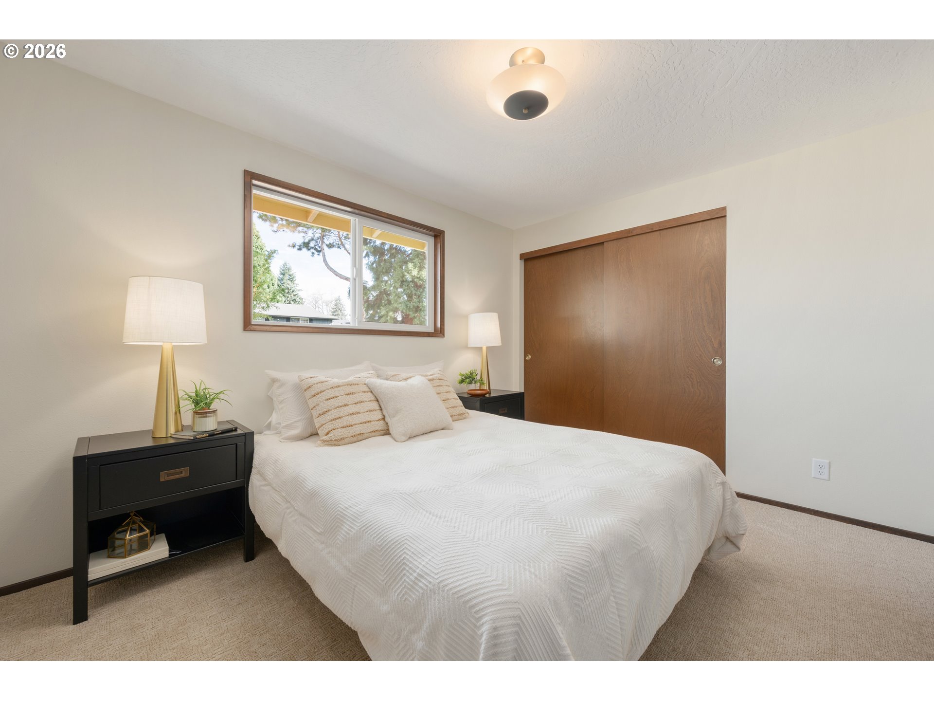 1153 Elizabeth Street Eugene, OR 97402 - Photo 27 of 48 Bedroom, Primary