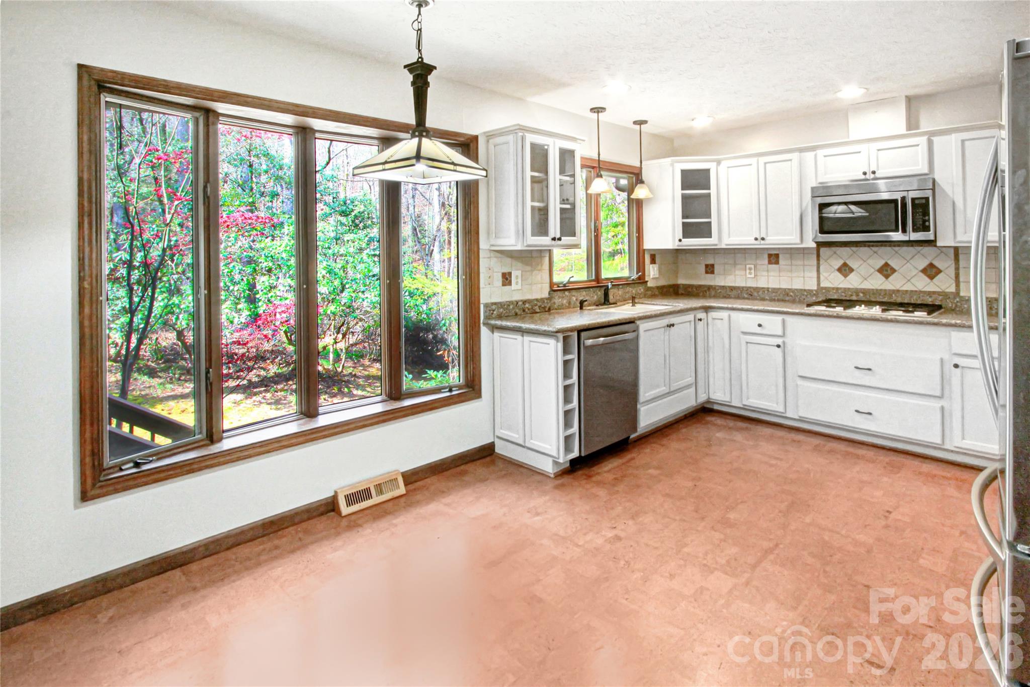 540 Chickadee Lane Brevard, NC 28712 - Photo 13 of 48