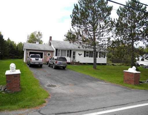 93 Wiswell Road Brewer, ME 04412 - Photo 1 of 16 Exterior Front.