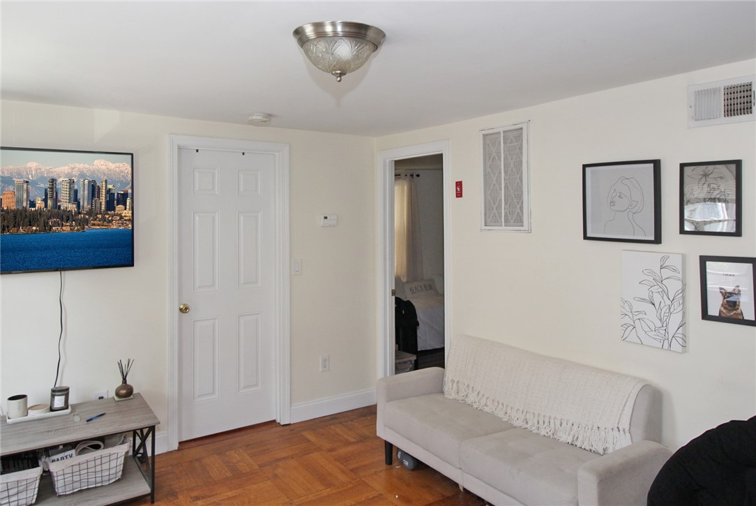 342 Spring Street, Unit 2 Newport, RI 02840 - Photo 6 of 17 Living room