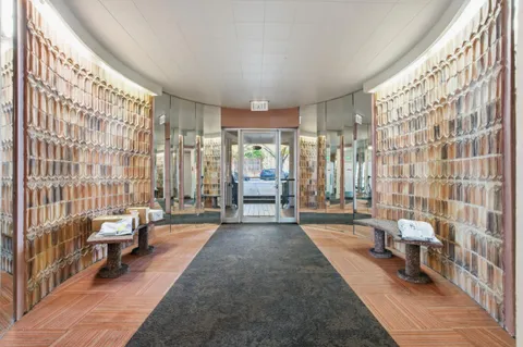 $548,000 | 1515 Arc Way, Unit 203, Burlingame, CA 94010