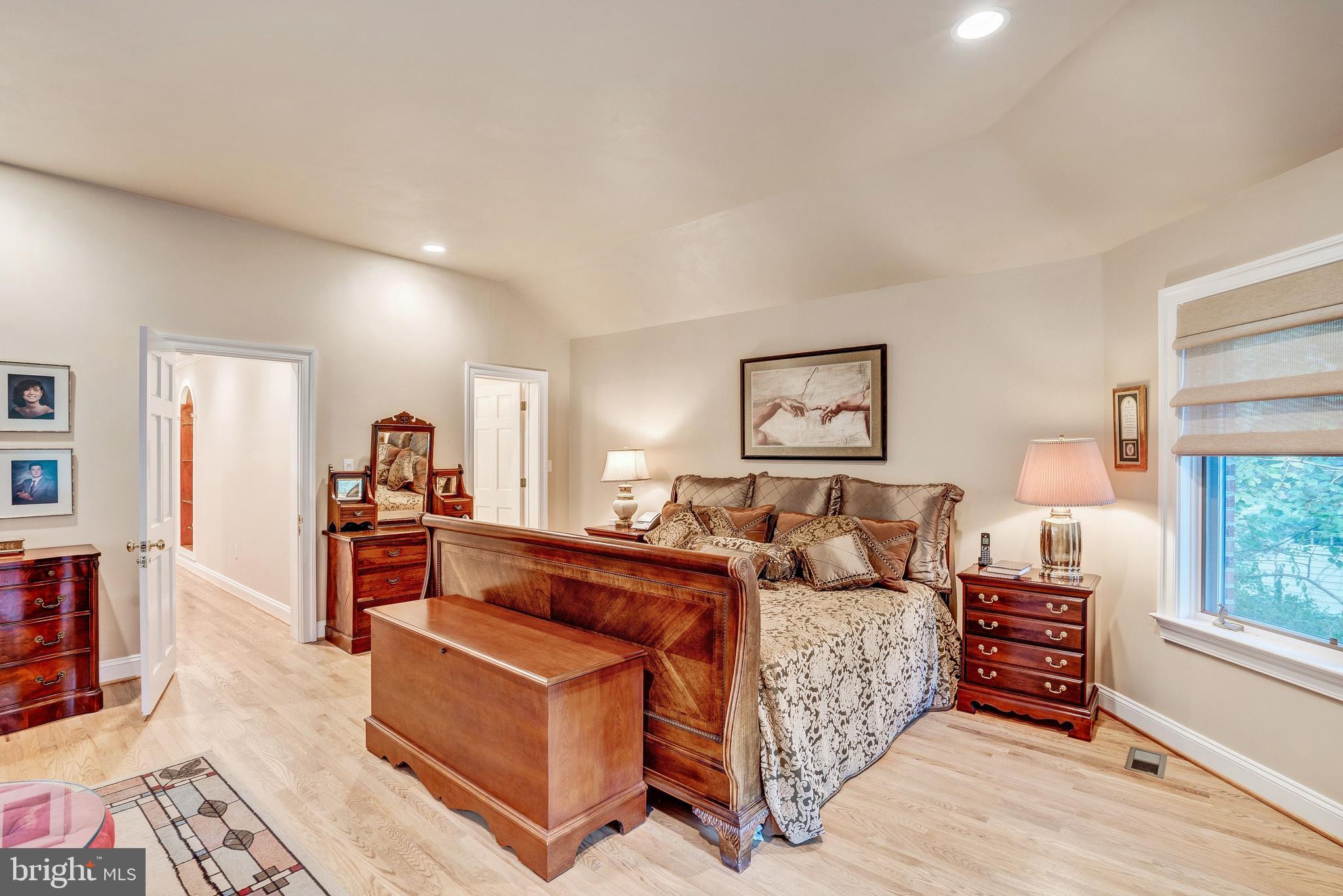 8643 Overlook Road McLean, VA 22102 - Photo 20 of 45 Master Bedroom