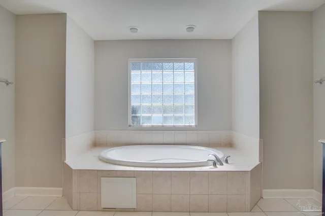 $2,150 | 3569 South Hampton Way, Pace, FL 32571