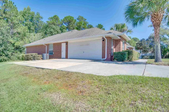 $2,150 | 3569 South Hampton Way, Pace, FL 32571