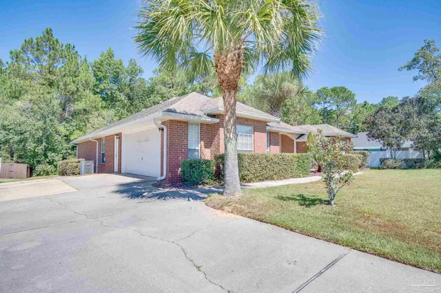 $2,150 | 3569 South Hampton Way, Pace, FL 32571