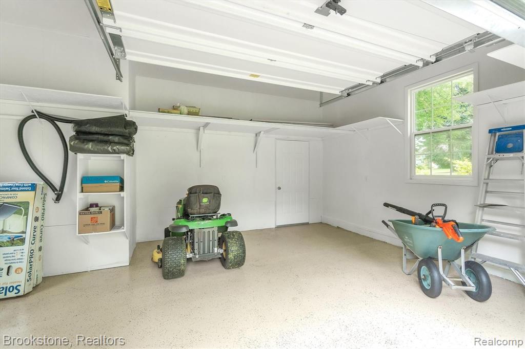 2515 Hickory Lawn Road Rochester Hills, MI 48307 - Photo 29 of 35