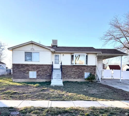 $389,000 | 2219 North 2475th Street West, Clearfield, UT 84015