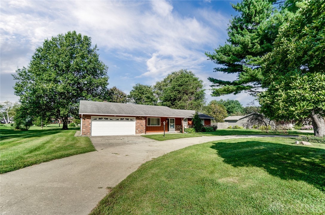 5680 Peters Road Tipp City, OH 45371 - Photo 2 of 40 Gallery Image 2