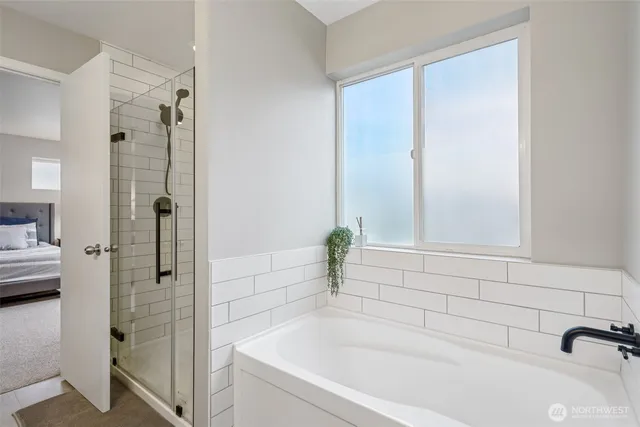 $699,999 | 26219 171st Place Southeast, Covington, WA 98042