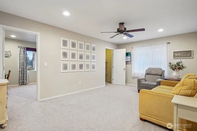 $699,999 | 26219 171st Place Southeast, Covington, WA 98042