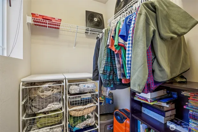 $699,999 | 26219 171st Place Southeast, Covington, WA 98042