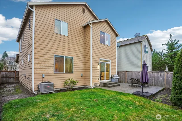 $699,999 | 26219 171st Place Southeast, Covington, WA 98042