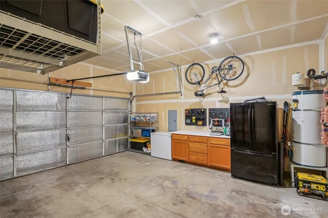 $699,999 | 26219 171st Place Southeast, Covington, WA 98042