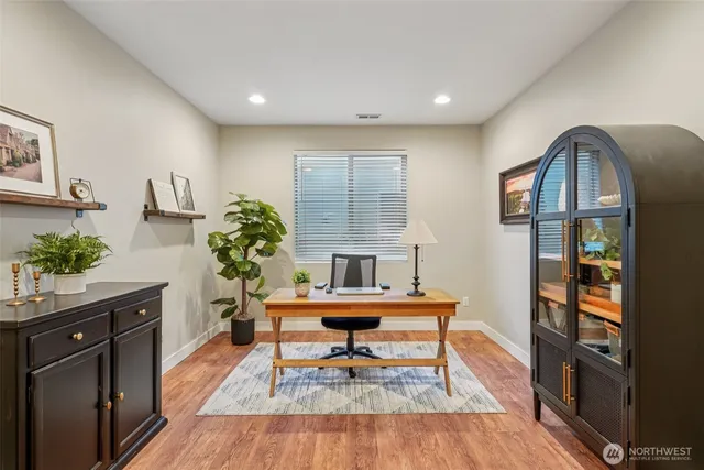 $699,999 | 26219 171st Place Southeast, Covington, WA 98042