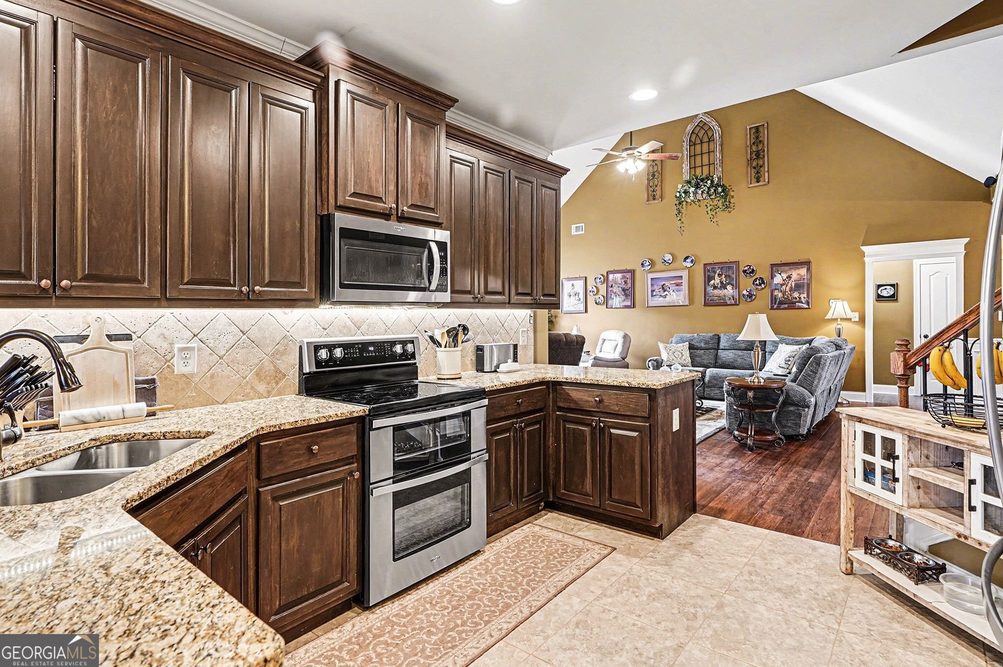 817 Smallwood Trace Hampton, GA 30228 - Photo 13 of 41