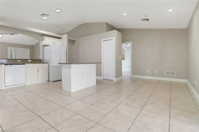 $2,600 | 4125 20th Avenue Northeast, Naples, FL 34120