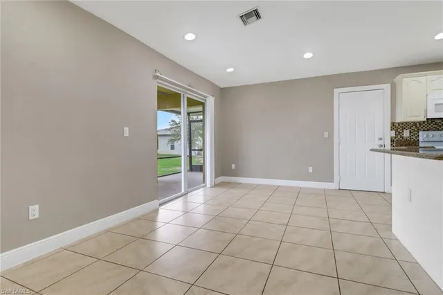 $2,600 | 4125 20th Avenue Northeast, Naples, FL 34120