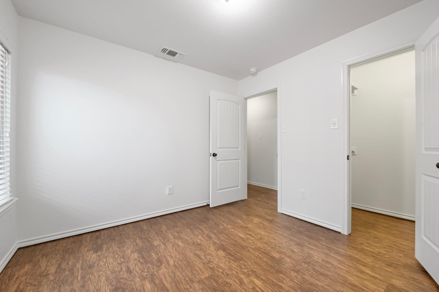 6816 Oakridge Avenue Lubbock, TX 79424 - Photo 16 of 19 a view of an empty room