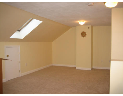 216 Rangeway Road, Unit 193 Billerica, MA 01862 - Photo 5 of 14