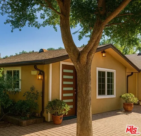 $2,000 | 5240 Buffalo Avenue, Sherman Oaks, CA 91401