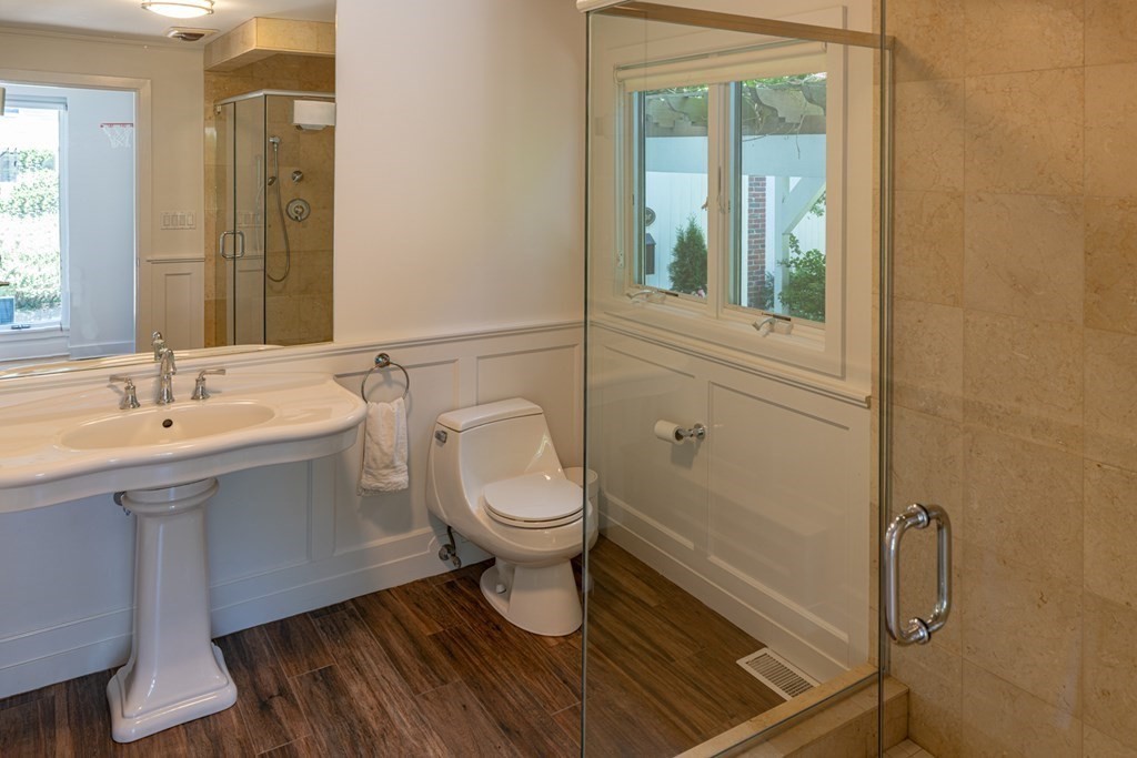 4 Wallingford Road Marblehead, MA 01945 - Photo 26 of 31